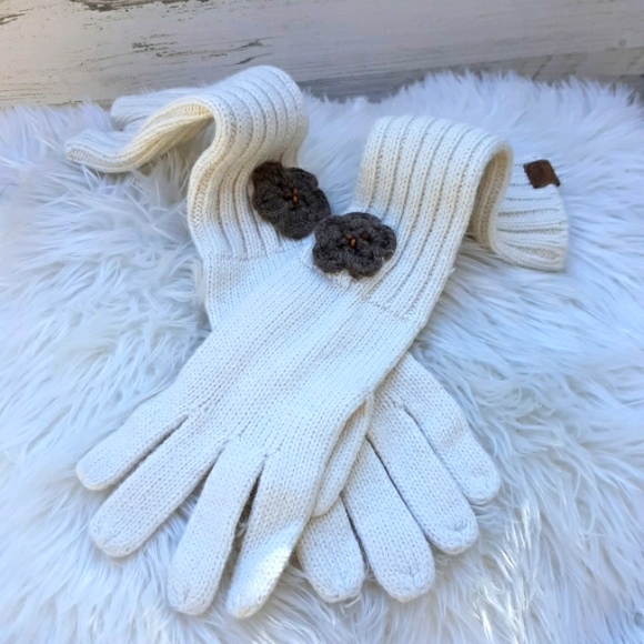 NWOT FOSSIL KNIT GLOVES - Picture 6 of 6